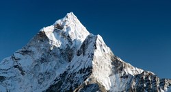 Zbog globalnog zatopljenja otkrivaju se tijela poginulih planinara na Everestu